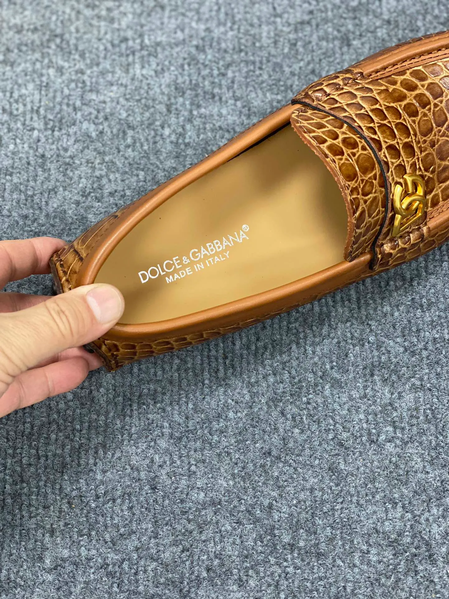Men's Men's Shoes Men's Men's Shoes 💰700 new style "DG Duban Spring New Casual Driving Shoes" latest hot style, top brand luxury ~ purchasing agency, top quality ~.  The upper is made of imported original cowhide with fine workmanship. The original stylish and stylish soft rubber wear-resistant and non-slip outsole is light and comfortable on the feet. The real thing looks better in real life, 38-45